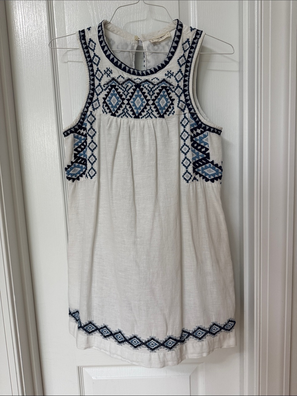 Lucky Brand White Top with Navy Geometric Embroidery